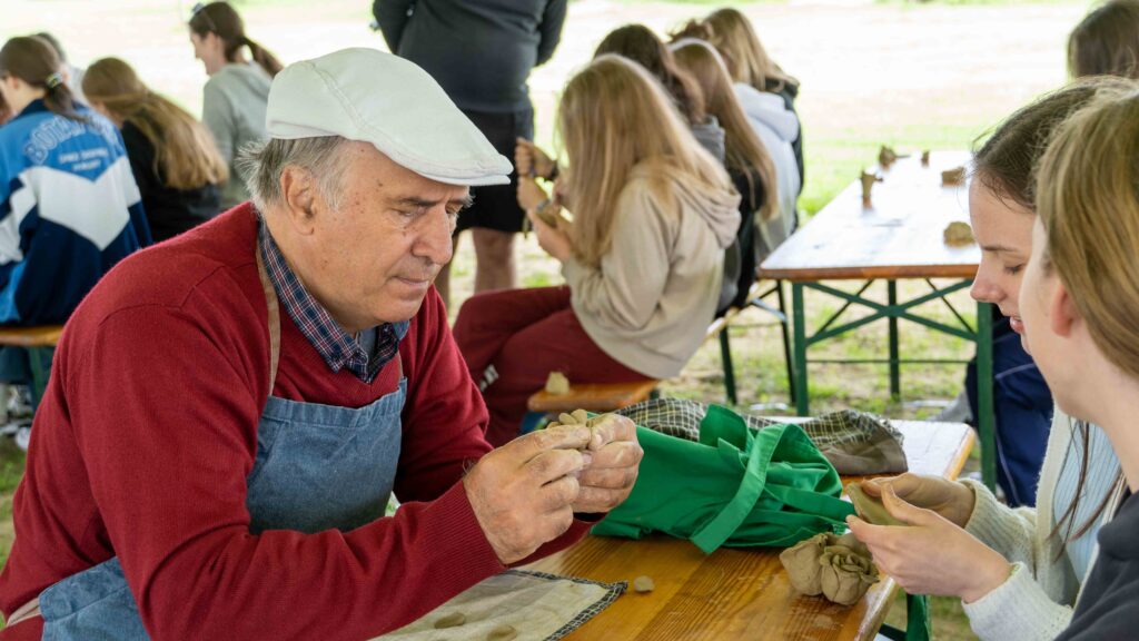 Fantasztikusan sikerült az I. Elfeledett Mesterségek Tábora